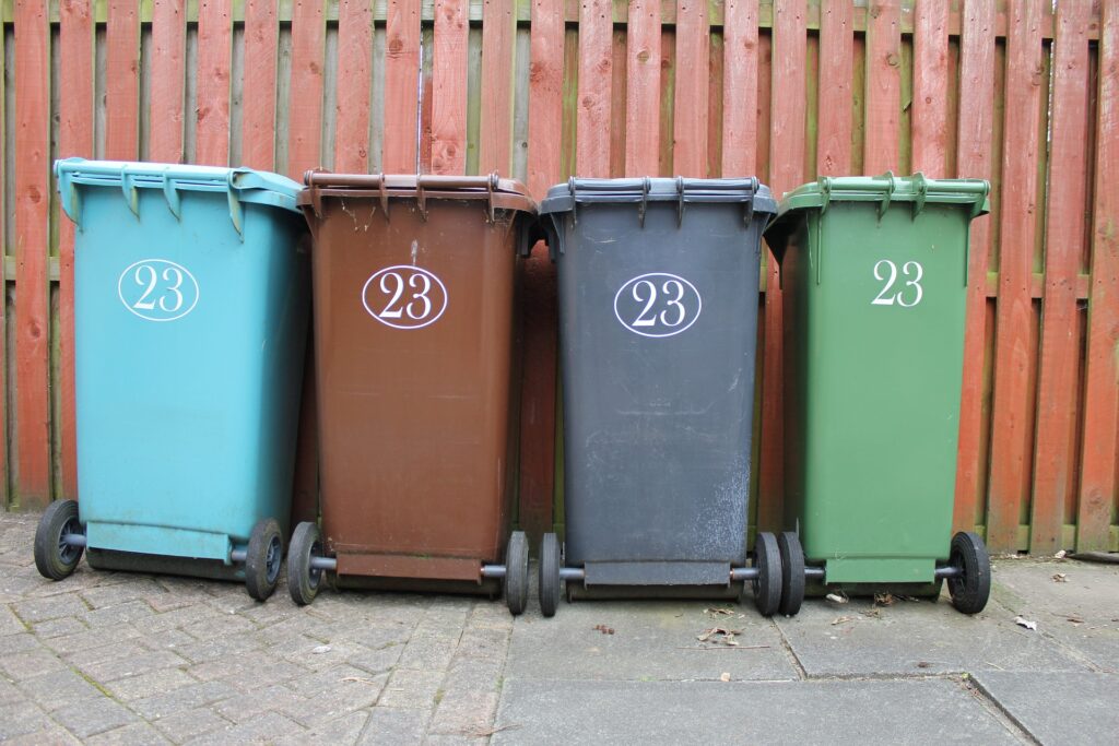 Recykling odpadów ze szwalni – co zrobić ze ścinkami materiałów?